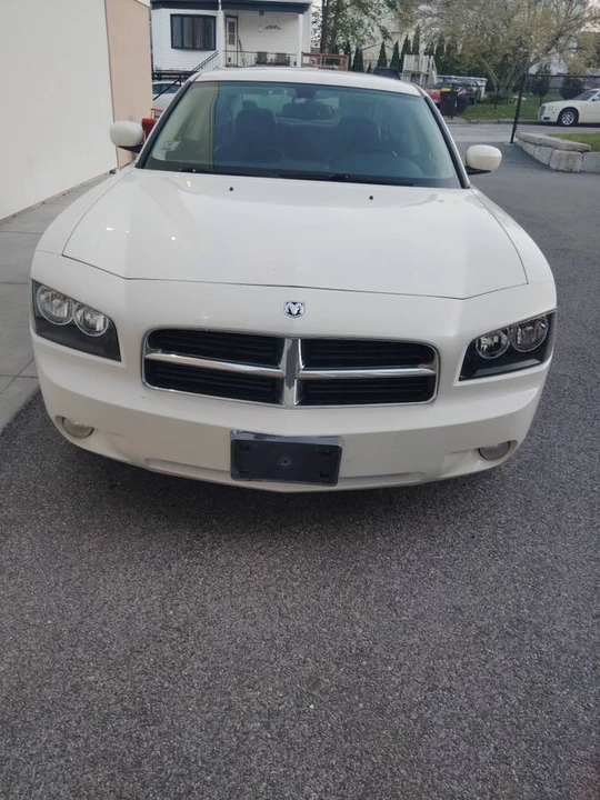 2010 Dodge Charger 6th Gen - Image 3 of 9