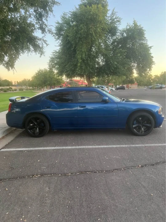 2010 Dodge Charger 6th Gen - Image 5 of 15