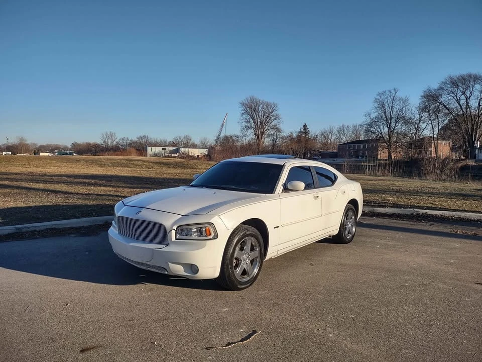 2010 Dodge Charger 6th Gen - Image 7 of 16