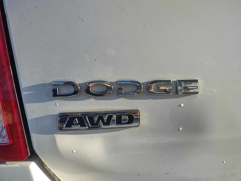 2010 Dodge Charger 6th Gen - Image 12 of 16
