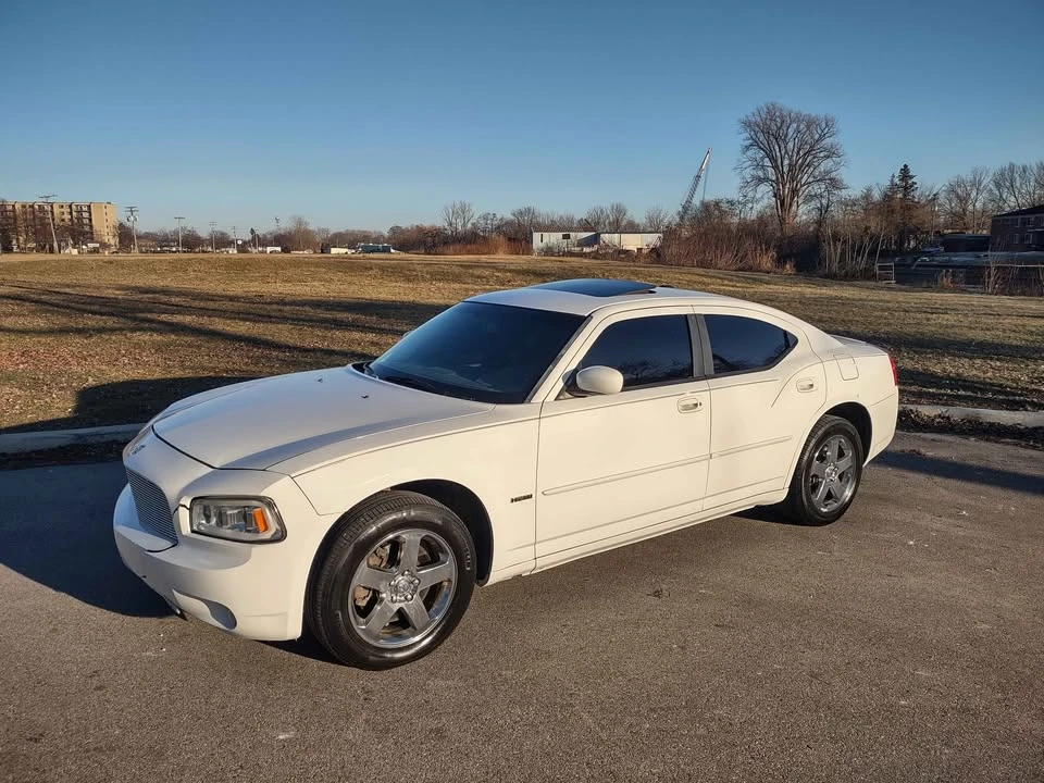 2010 Dodge Charger 6th Gen - Image 8 of 16