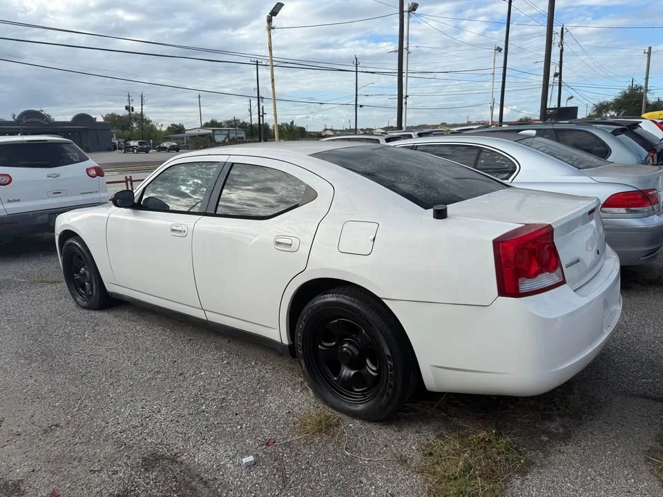 2010 Dodge Charger 6th Gen - Image 9 of 10