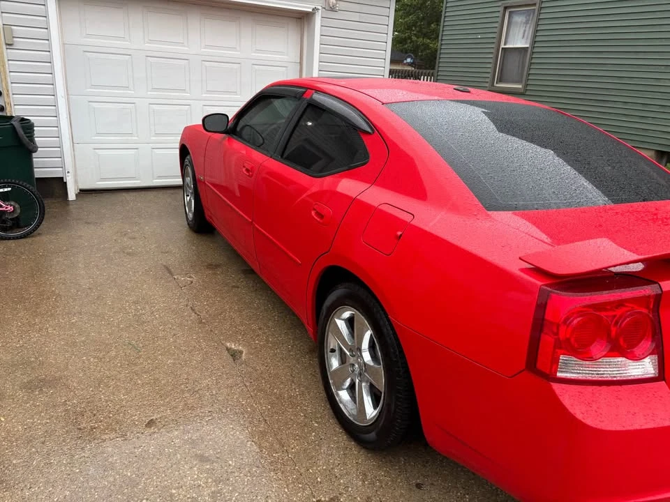 2010 Dodge Charger 6th Gen - Image 5 of 8