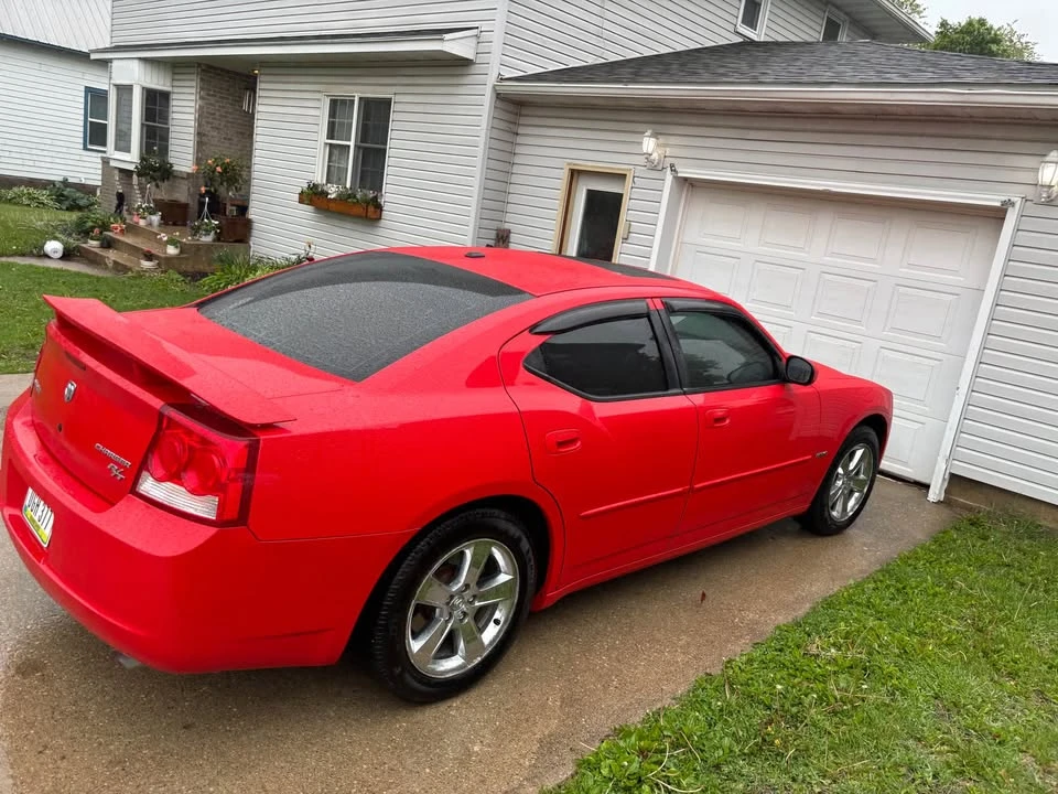2010 Dodge Charger 6th Gen - Image 3 of 8