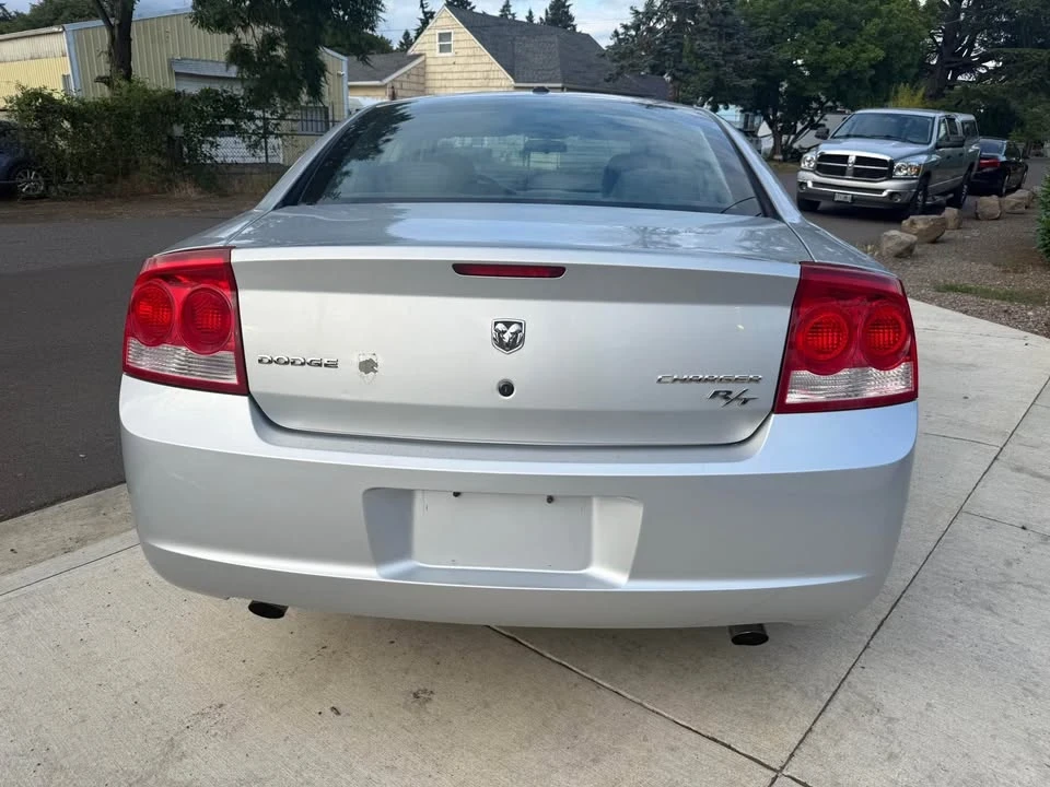 2010 Dodge Charger 6th Gen - Image 5 of 12