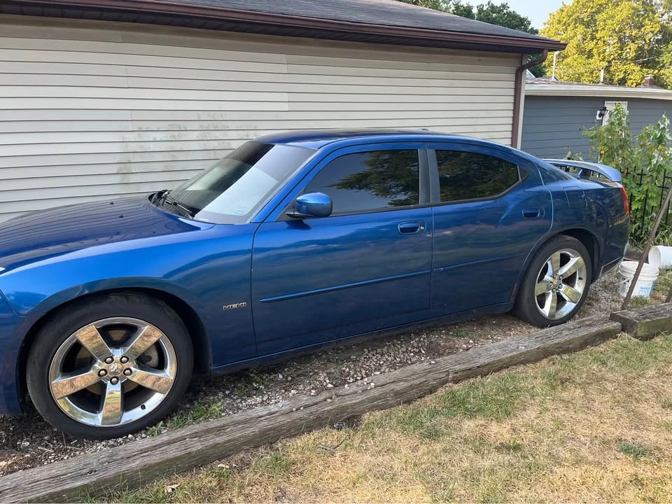 2010 Dodge Charger 6th Gen - Image 5 of 6
