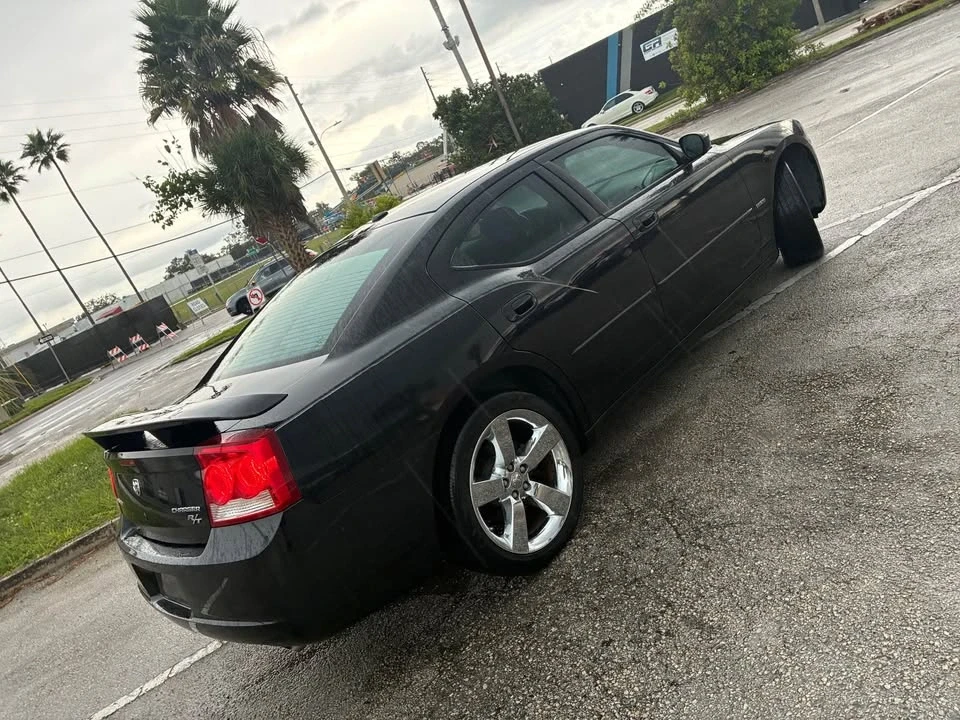 2010 Dodge Charger 6th Gen - Image 3 of 10