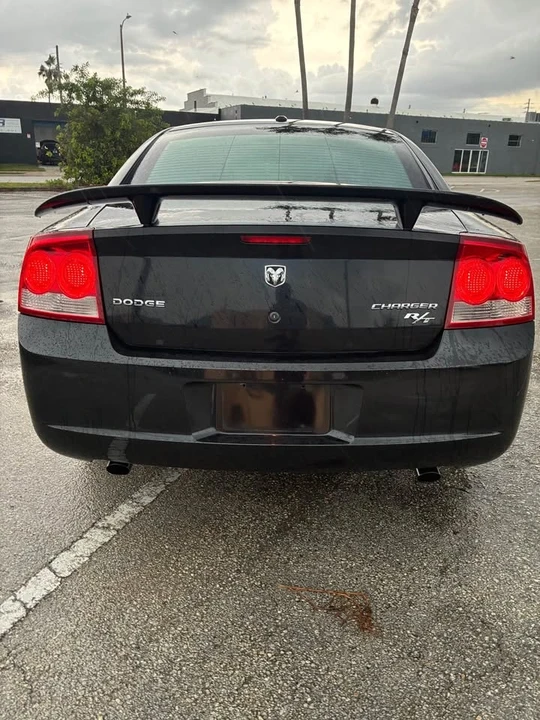 2010 Dodge Charger 6th Gen - Image 5 of 10