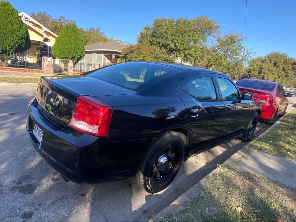 2010 Dodge Charger 6th Gen - Image 2 of 10