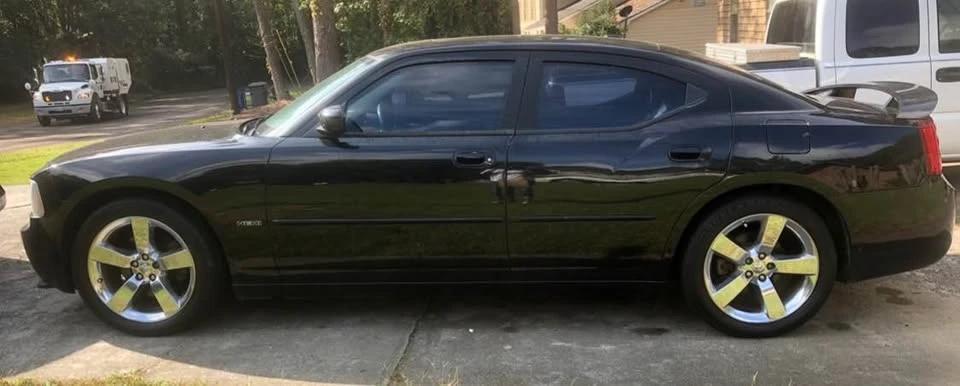 2010 Dodge Charger 6th Gen - Image 2 of 7