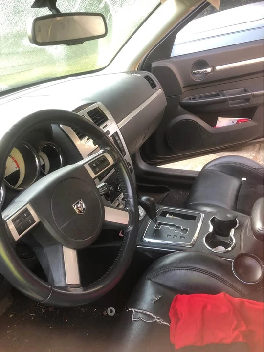 2010 Dodge Charger 6th Gen - Image 5 of 7