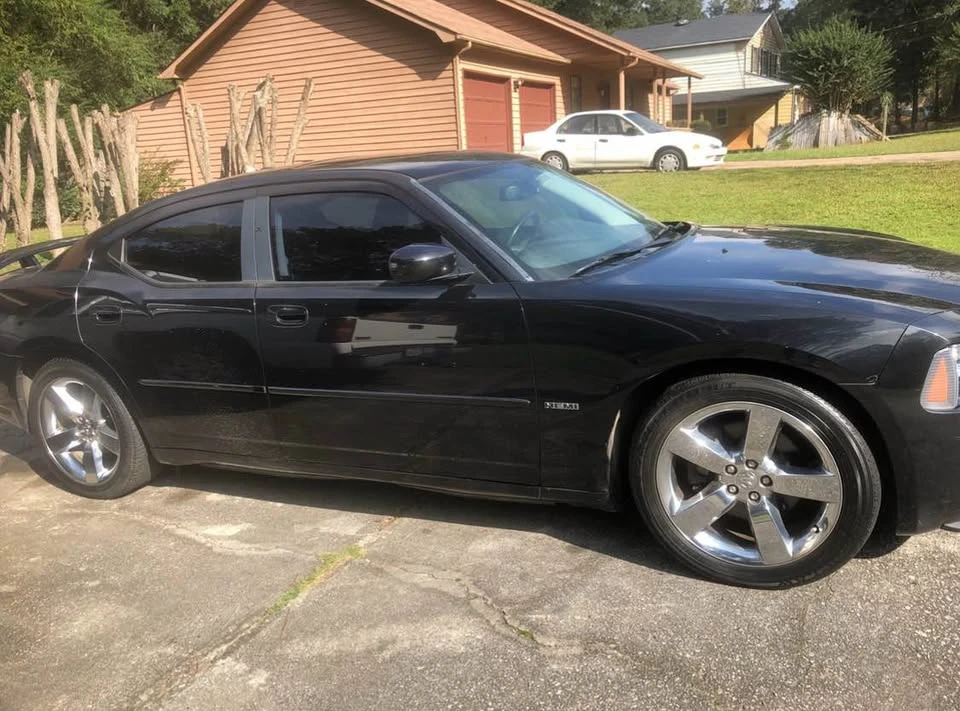 2010 Dodge Charger 6th Gen - Image 6 of 7