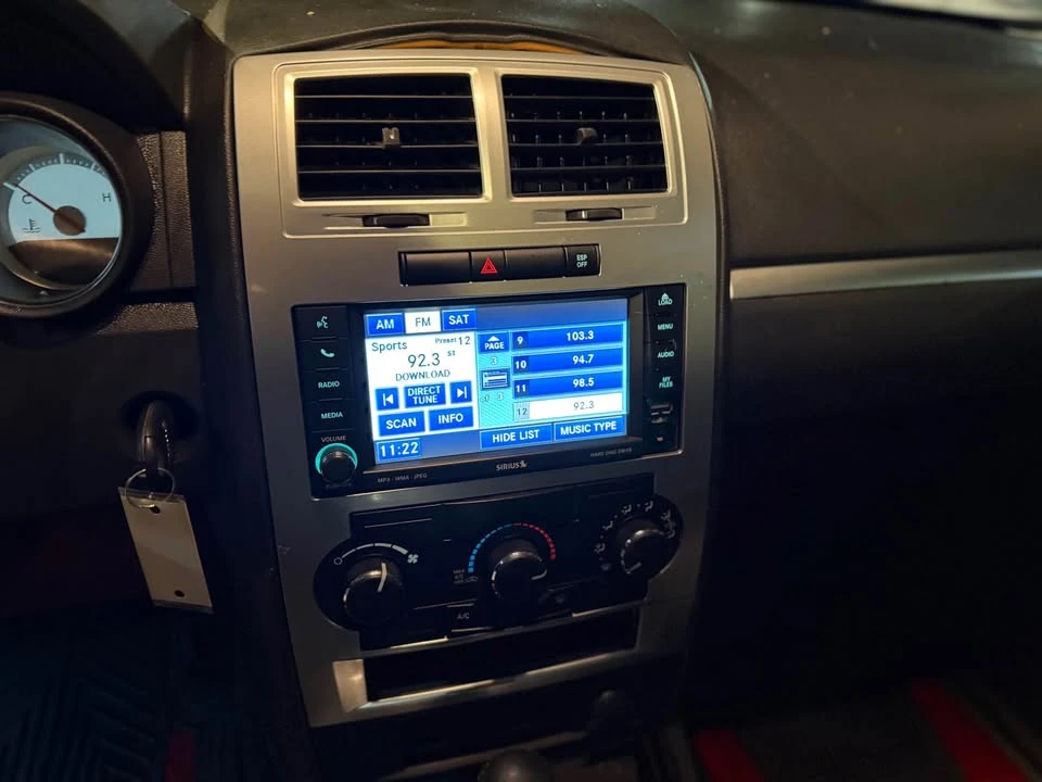 2010 Dodge Charger 6th Gen - Image 15 of 20
