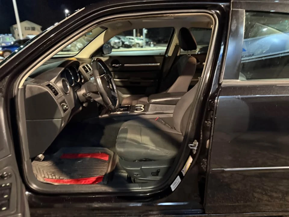 2010 Dodge Charger 6th Gen - Image 10 of 20