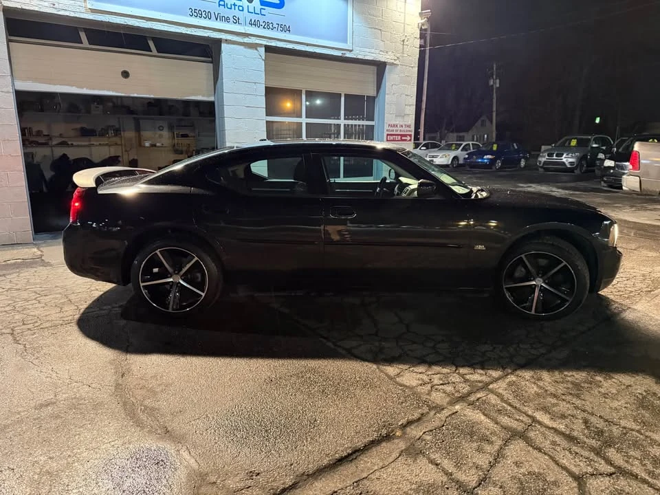2010 Dodge Charger 6th Gen - Image 4 of 20