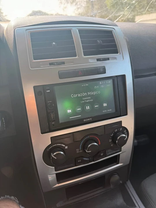 2010 Dodge Charger 6th Gen - Image 3 of 5