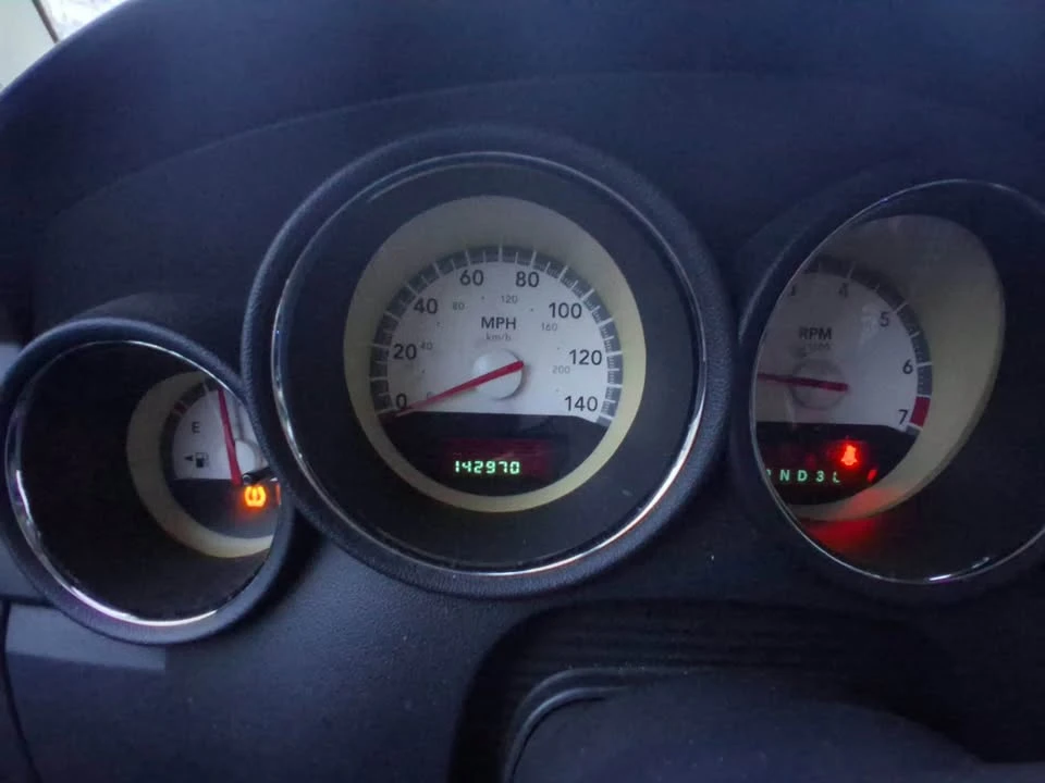 2010 Dodge Charger 6th Gen - Image 7 of 7