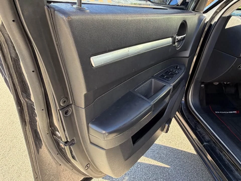 2010 Dodge Charger 6th Gen - Image 9 of 19