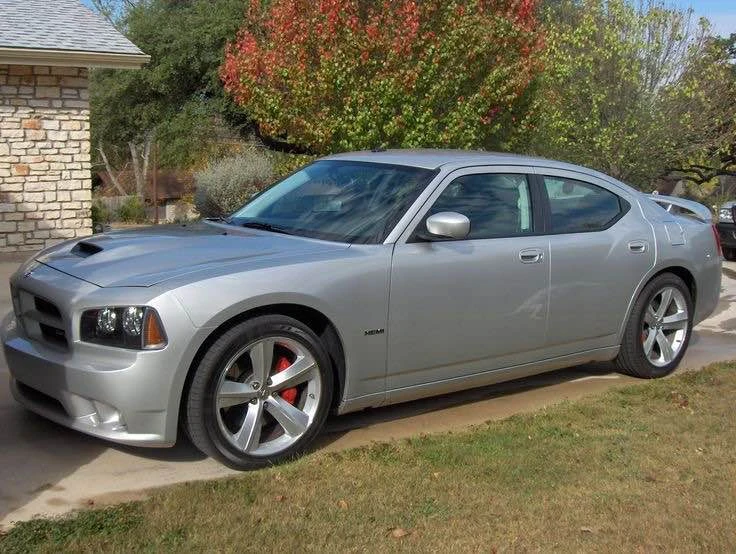 2010 Dodge Charger 6th Gen - Image 5 of 5