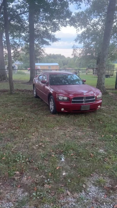 2010 Dodge Charger 6th Gen - Image 4 of 9