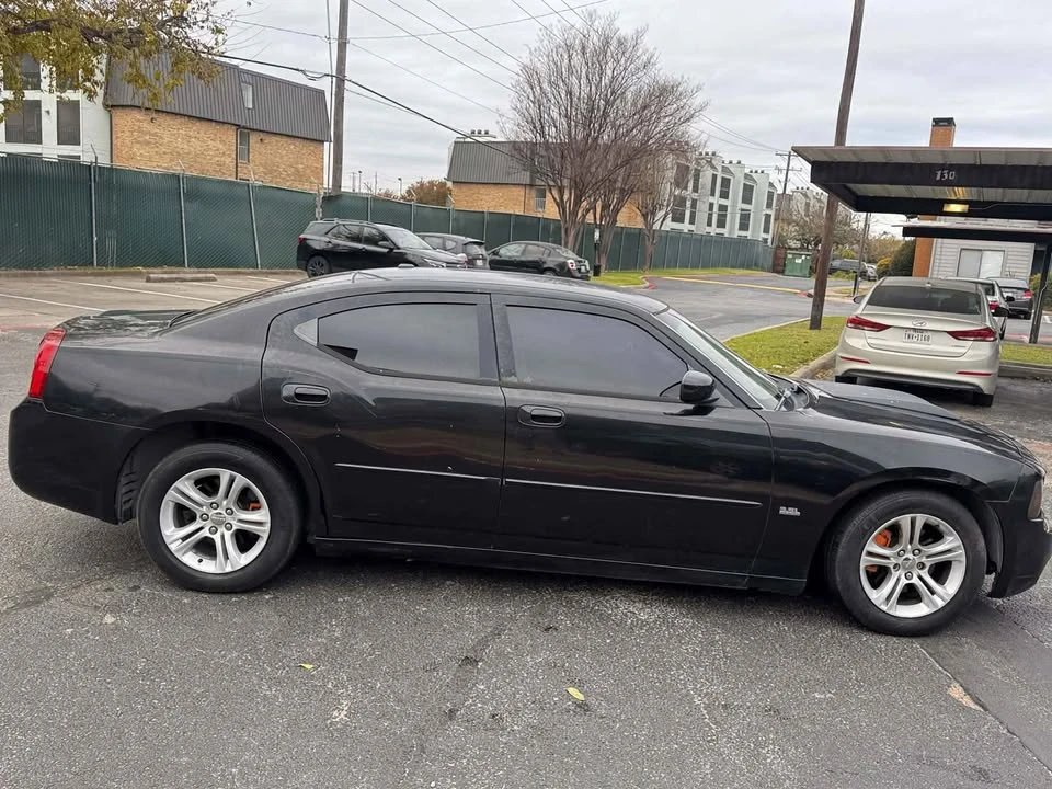 2010 Dodge Charger 6th Gen - Image 3 of 12