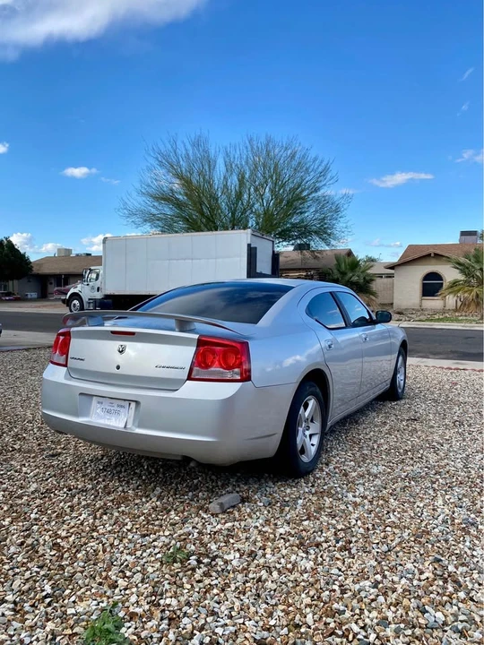 2010 Dodge Charger 6th Gen - Image 6 of 12