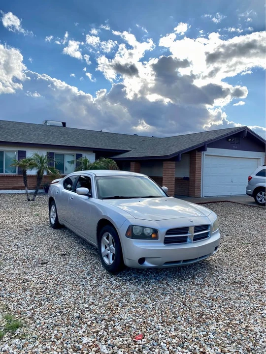 2010 Dodge Charger 6th Gen - Image 2 of 12