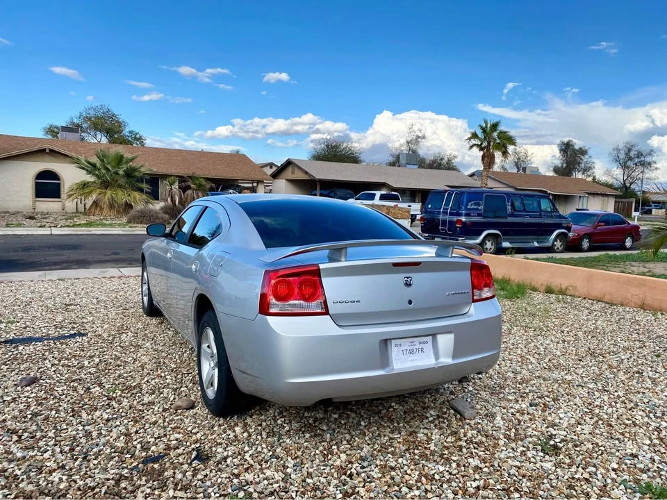 2010 Dodge Charger 6th Gen - Image 5 of 12