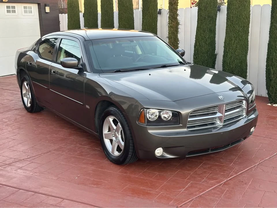 2010 Dodge Charger 6th Gen - Image 10 of 20