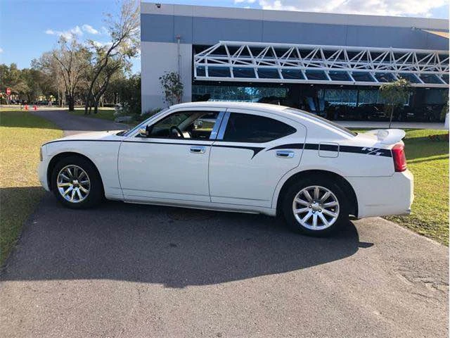 2010 Dodge Charger 6th Gen - Image 3 of 9