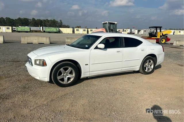 2010 Dodge Charger 6th Gen - Image 8 of 9