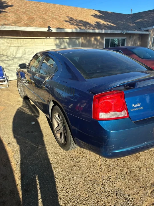 2010 Dodge Charger 6th Gen - Image 3 of 7