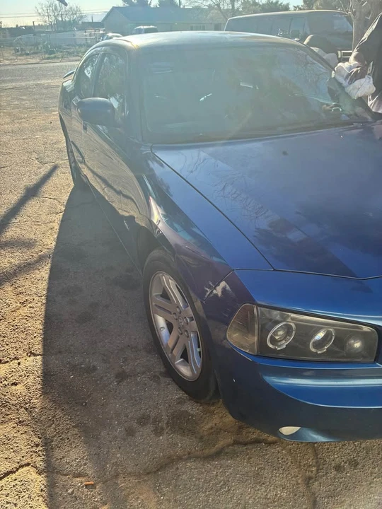2010 Dodge Charger 6th Gen - Image 6 of 7