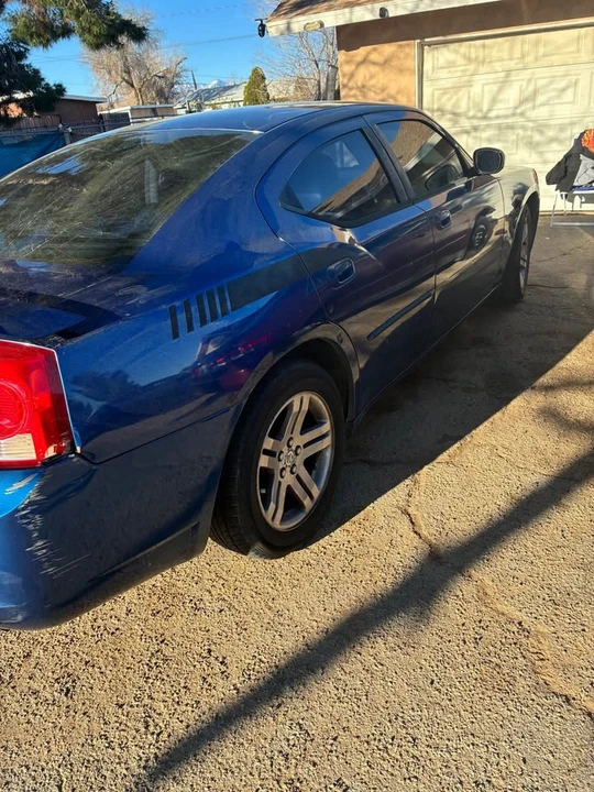 2010 Dodge Charger 6th Gen - Image 5 of 7