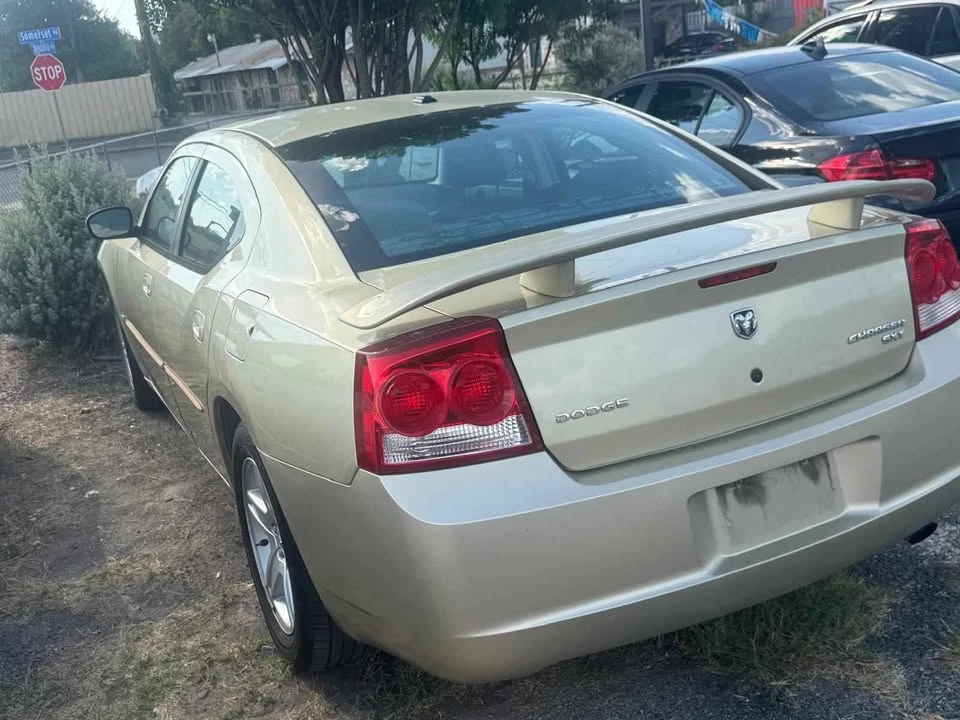 2010 Dodge Charger 6th Gen - Image 3 of 5