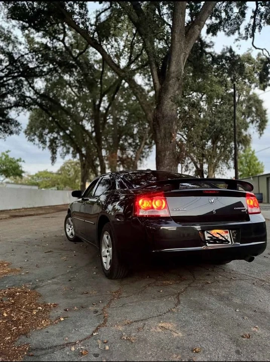 2010 Dodge Charger 6th Gen - Image 12 of 15
