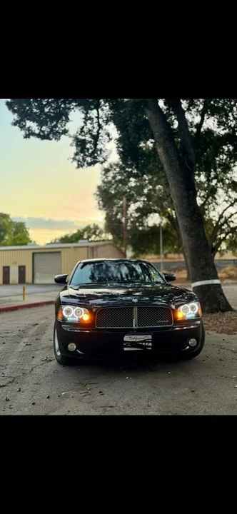 2010 Dodge Charger 6th Gen - Image 10 of 15