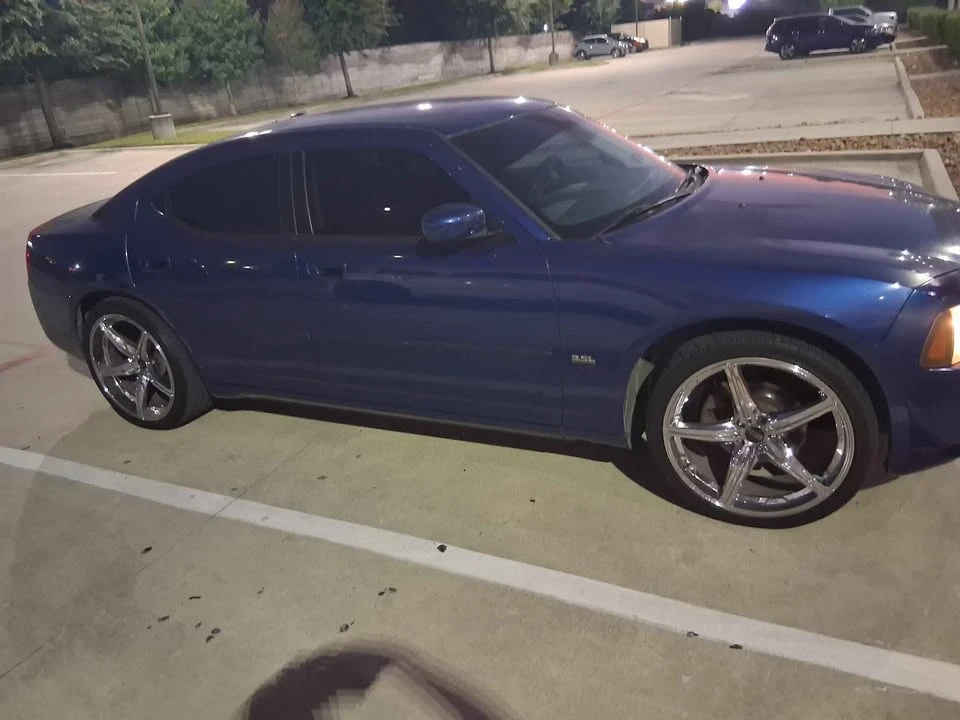 2010 Dodge Charger 6th Gen - Image 5 of 13