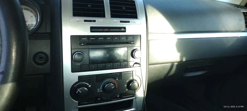 2010 Dodge Charger 6th Gen - Image 5 of 5
