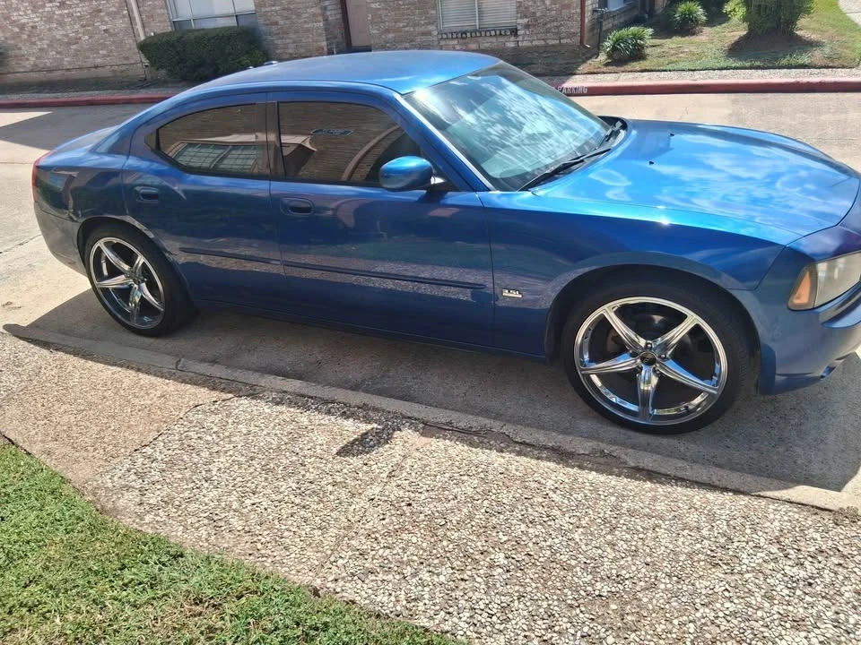 2010 Dodge Charger 6th Gen - Image 7 of 13