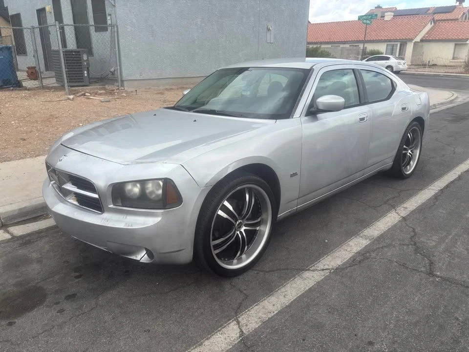 2010 Dodge Charger 6th Gen - Image 4 of 9