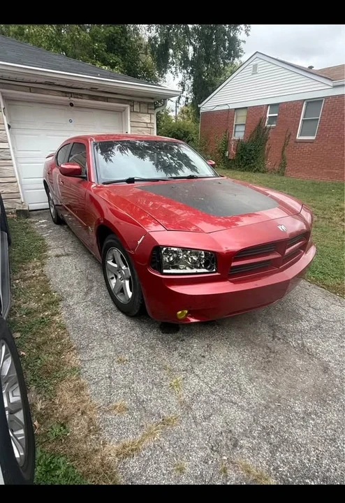 2010 Dodge Charger 6th Gen - Image 2 of 9