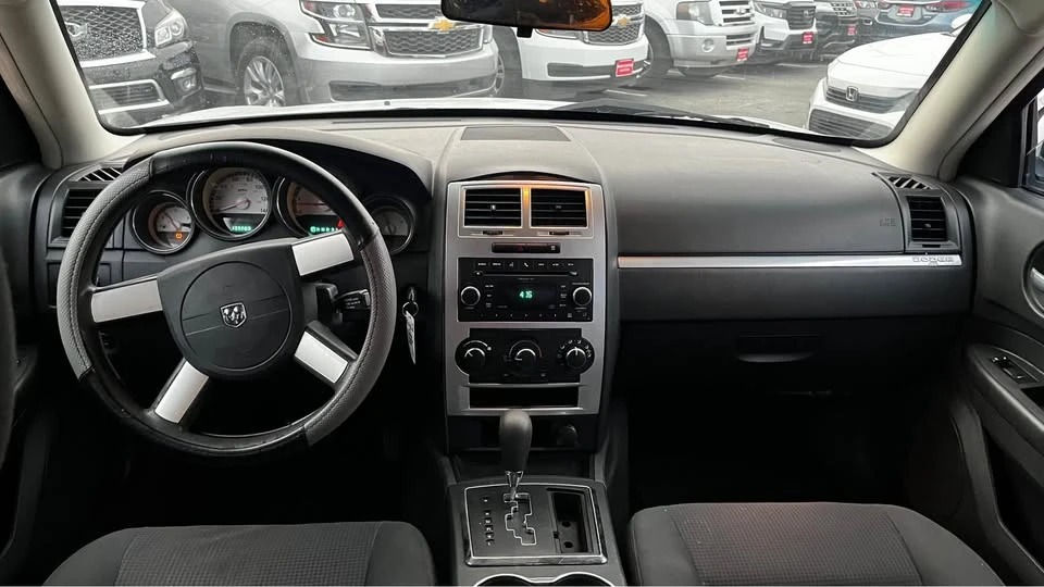 2010 Dodge Charger 6th Gen - Image 9 of 16