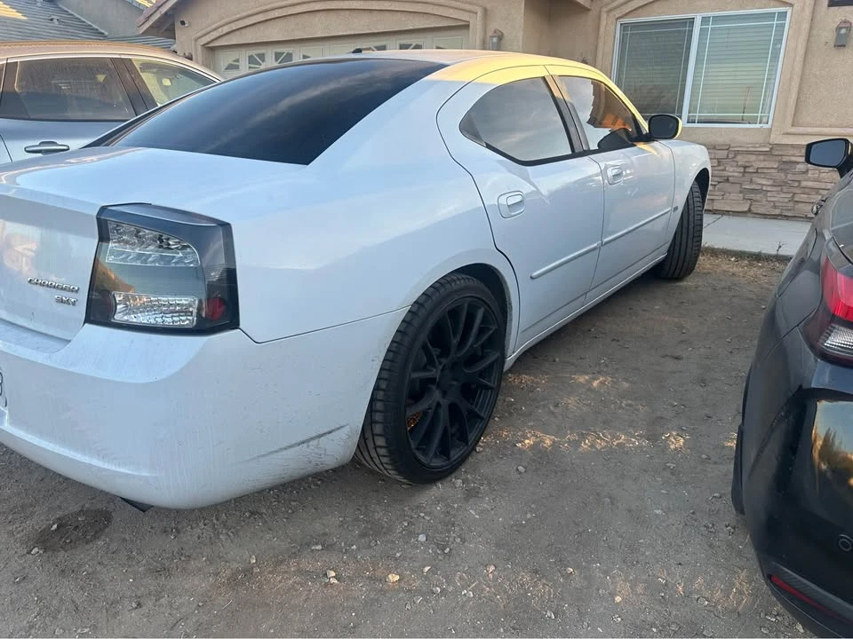 2010 Dodge Charger 6th Gen - Image 3 of 6