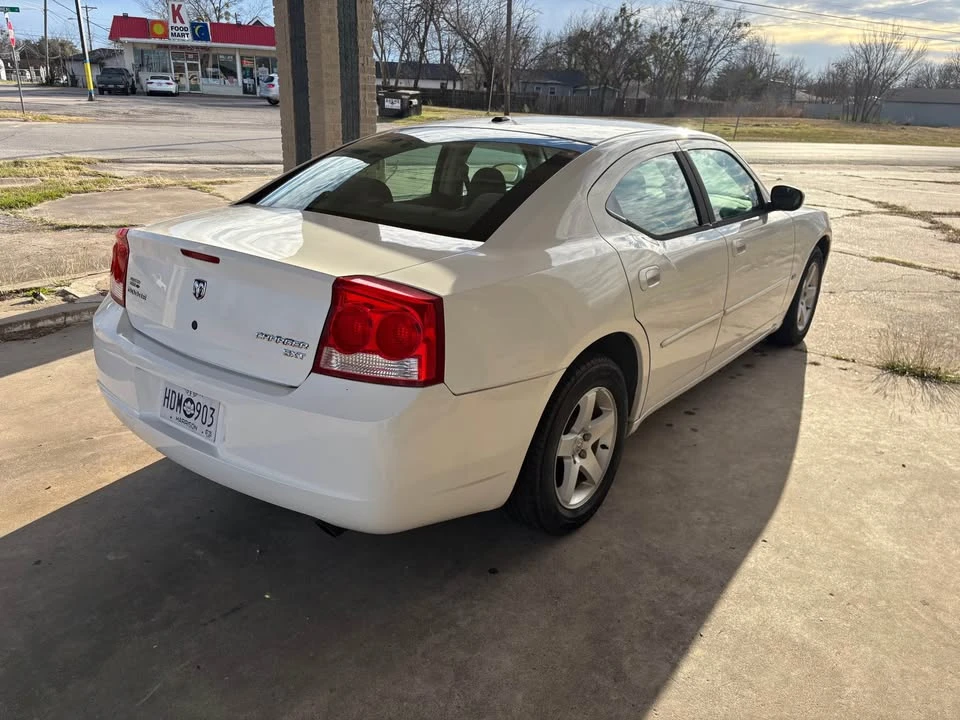 2010 Dodge Charger 6th Gen - Image 2 of 7