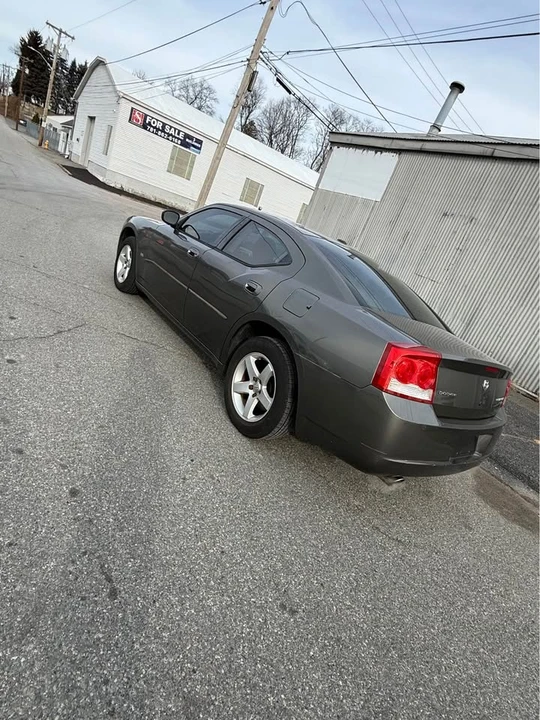 2010 Dodge Charger 6th Gen - Image 9 of 13