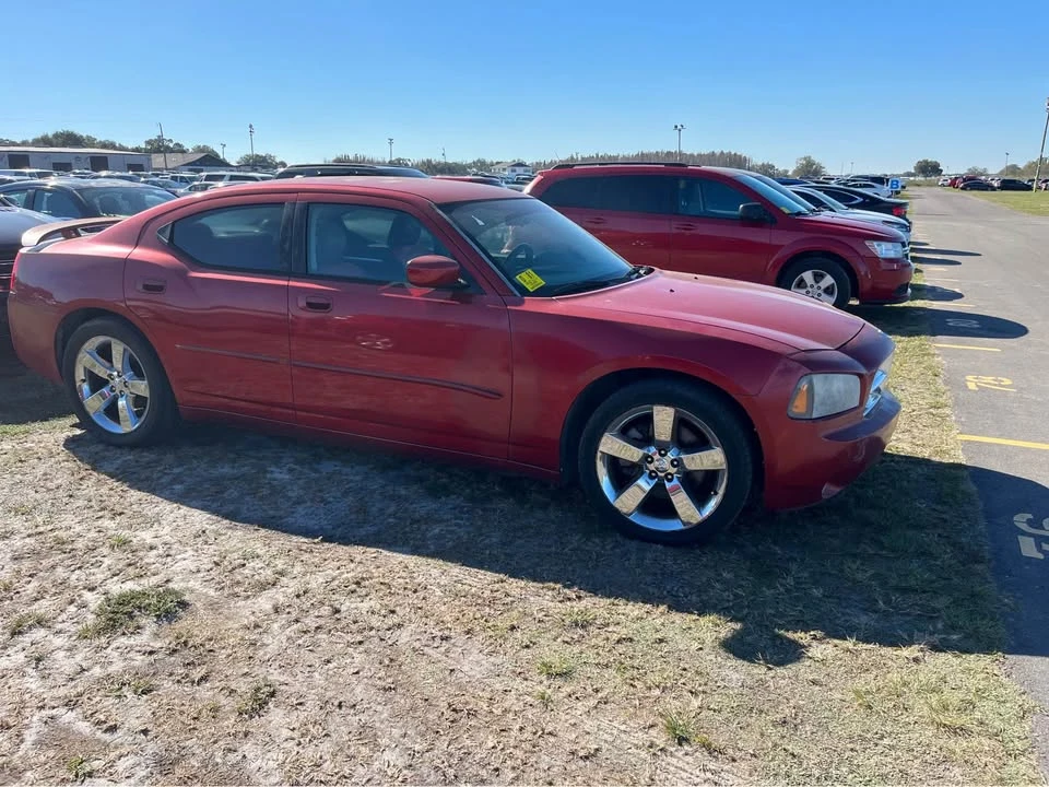 2010 Dodge Charger 6th Gen - Image 4 of 8