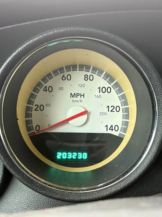 2010 Dodge Charger 6th Gen - Image 7 of 11