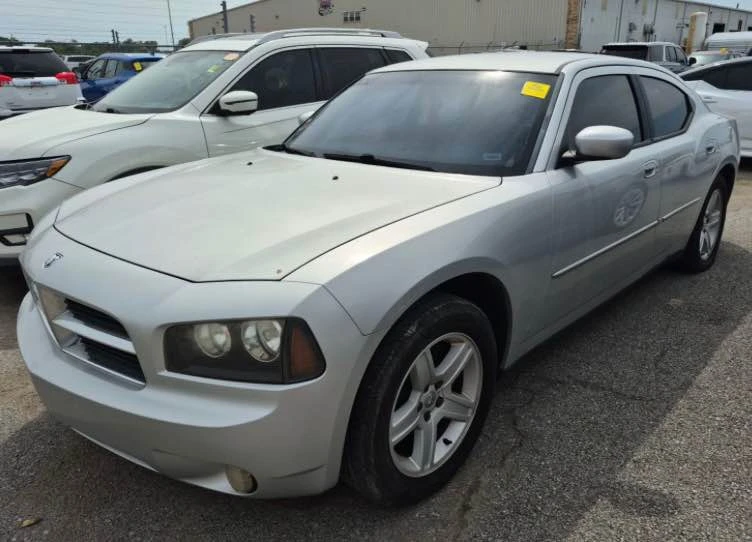 2010 Dodge Charger 6th Gen - Image 2 of 5