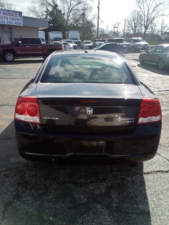 2010 Dodge Charger 6th Gen - Image 4 of 8